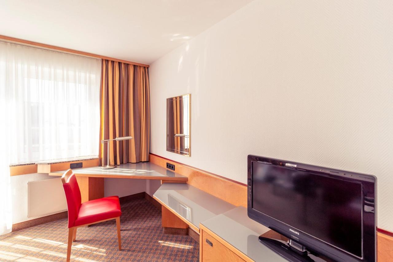 Mercure Friesenstraße Hotel 4*